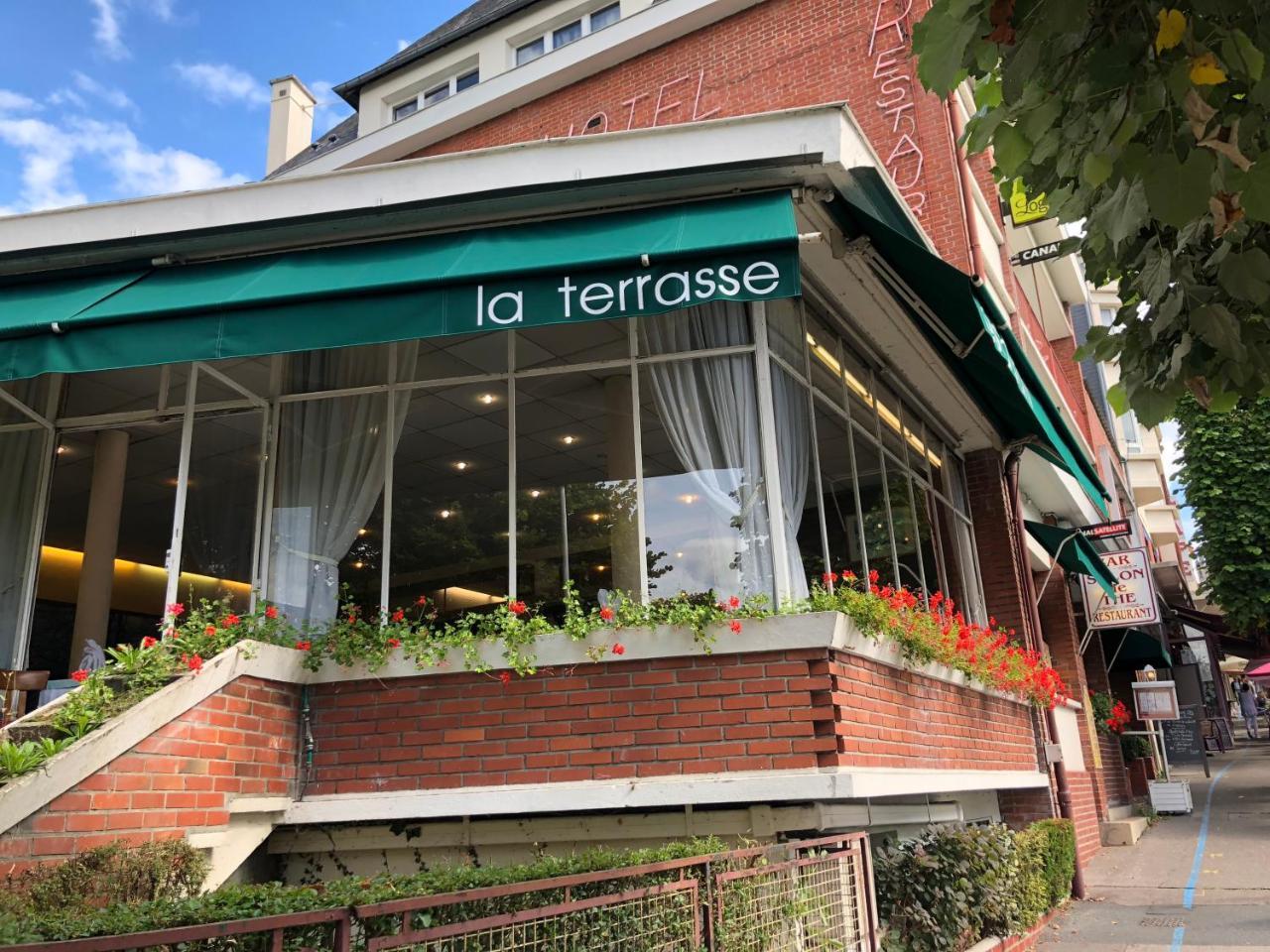 Logis Terrasse Hotel Lisieux Ngoại thất bức ảnh